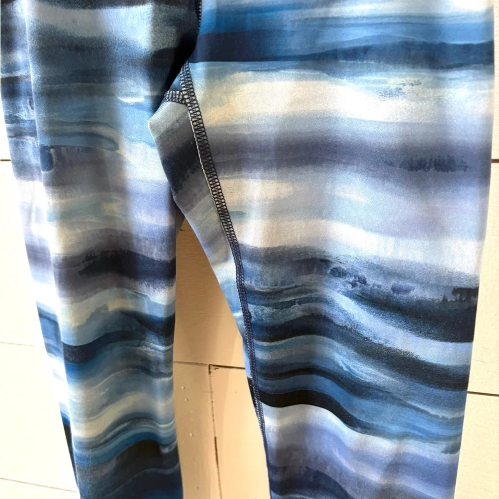 Old Navy Active Go-Dry Girls Leggings – Size M (8)